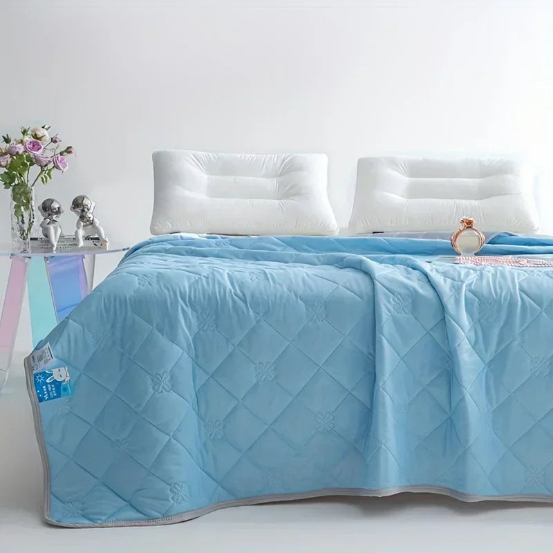 ColaxKavi Breescape™ Cooling Blanket for Night Sweats & Menopause