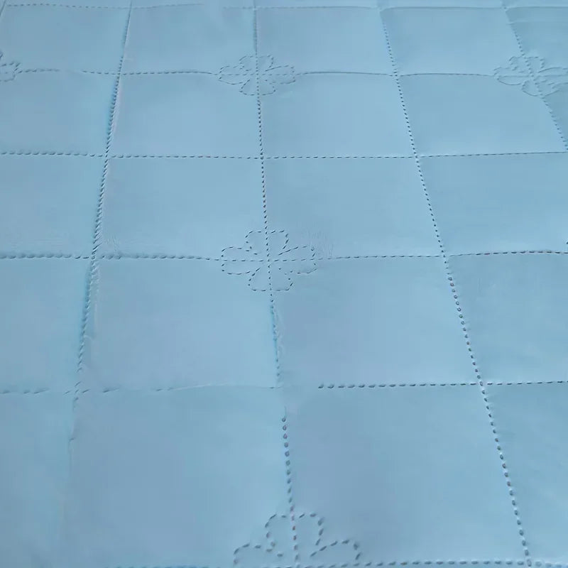 ColaxKavi Breescape™ Cooling Blanket for Night Sweats & Menopause