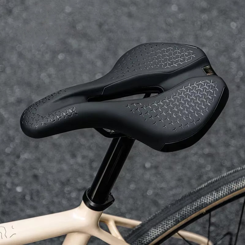 VelixSeat Lightweight Hollow Ventilation Bike Saddle for Road Racing